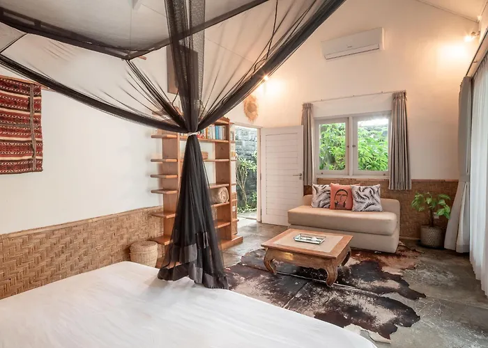 Hotel Lila Boutik 4*